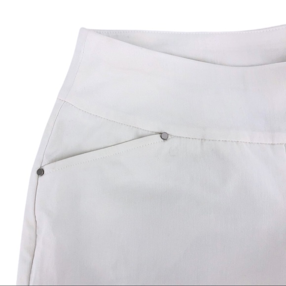 INC International Concepts White Mid-Rise Curvy Shorts, NWT - Picture 2 of 6